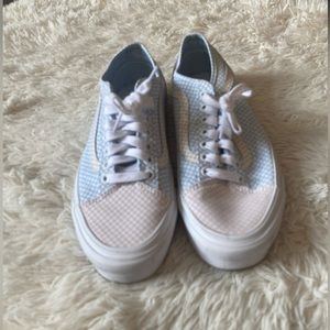 Vans Old Skool Checkered Beige and Baby Blue Sneakers US Women’s 9, Men’s 7.5